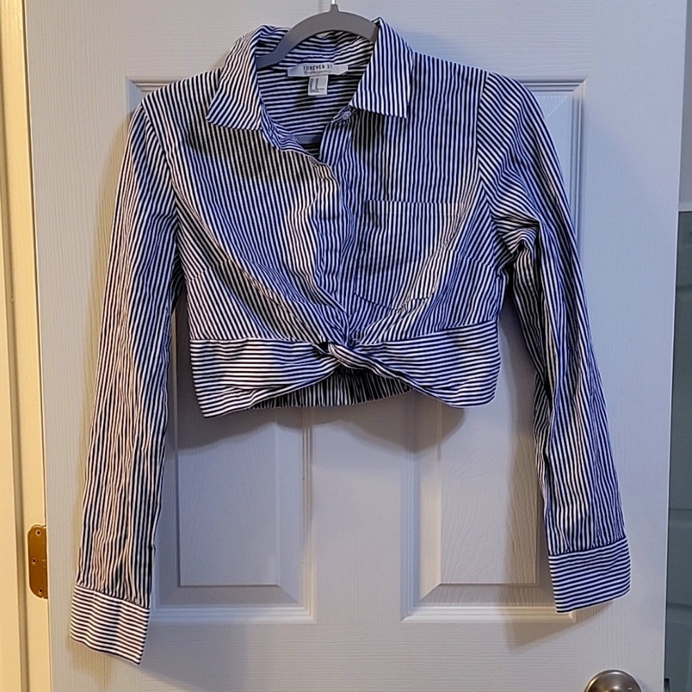 Long sleeve button up crop top